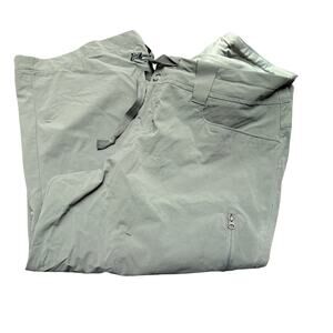 Outdoor Research Grey Ferrosi Capris SZ 8 Adventure Hiking Breathable Midrise